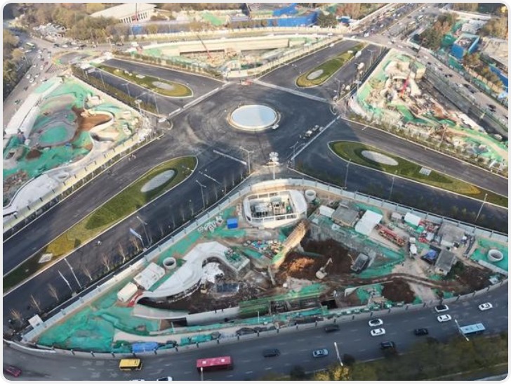 西安市张家堡环岛12月8日6时起正式实现十字交通放行