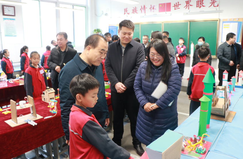 5Y8WaQtaA8QsLpQE.png image.png