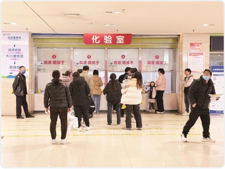 延长门诊时间优化就诊流程 西安多家医院多举措应对流感高峰