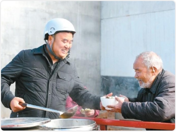 “强强”喊你“取碗吃饭咧！”