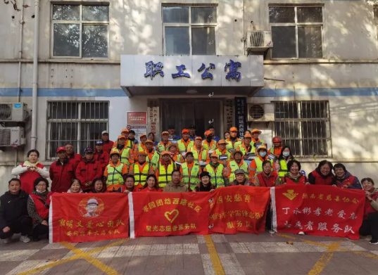 正在上传... cee607e8ac0d2e54263bbf248bffd2ea.png