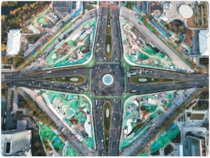 告别“绕圈圈”通行“更丝滑”  张家堡十字通车首日平稳有序