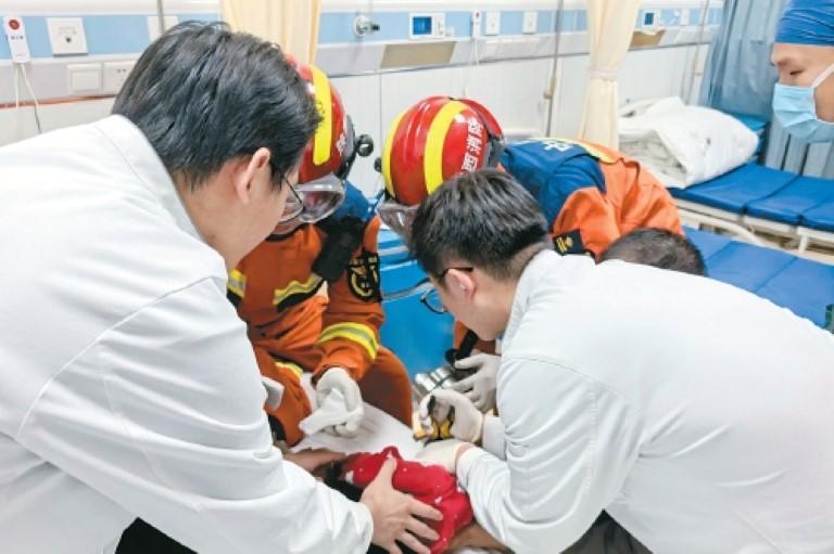 7nf4bIbms5kvD989.jpg a72b5838-b4bd-4d8b-a487-c6209145e283.jpg