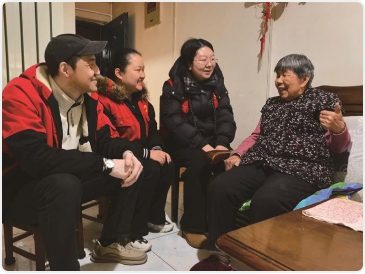 无声的温暖：西安碑林一社区“窗帘守护” 11位独居老人