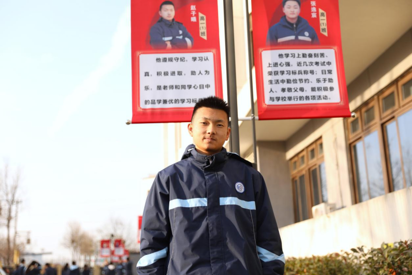 yaAqrfV2ZW3DajF7.png image.png