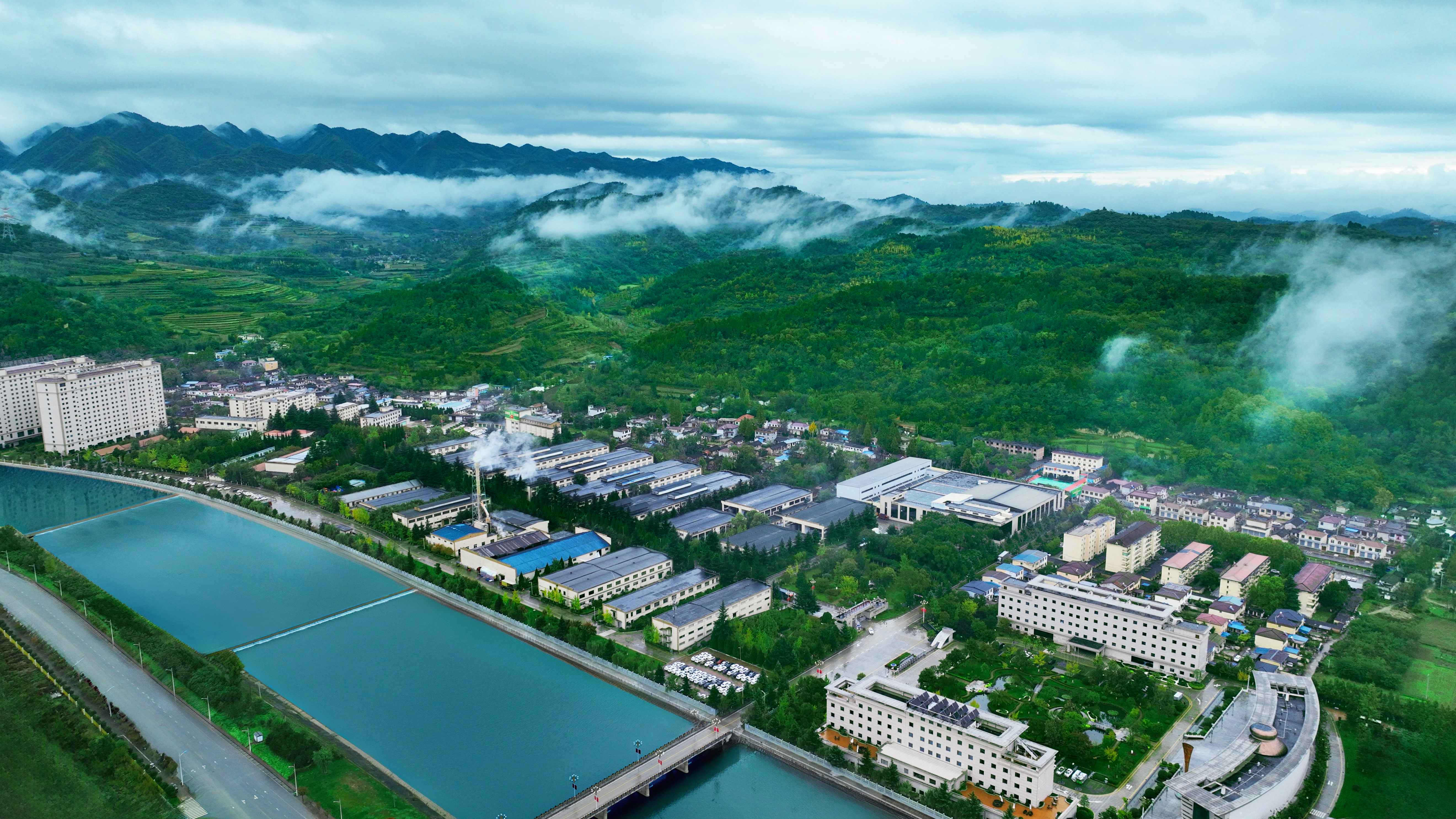 20251130.二厂区航拍.jpg