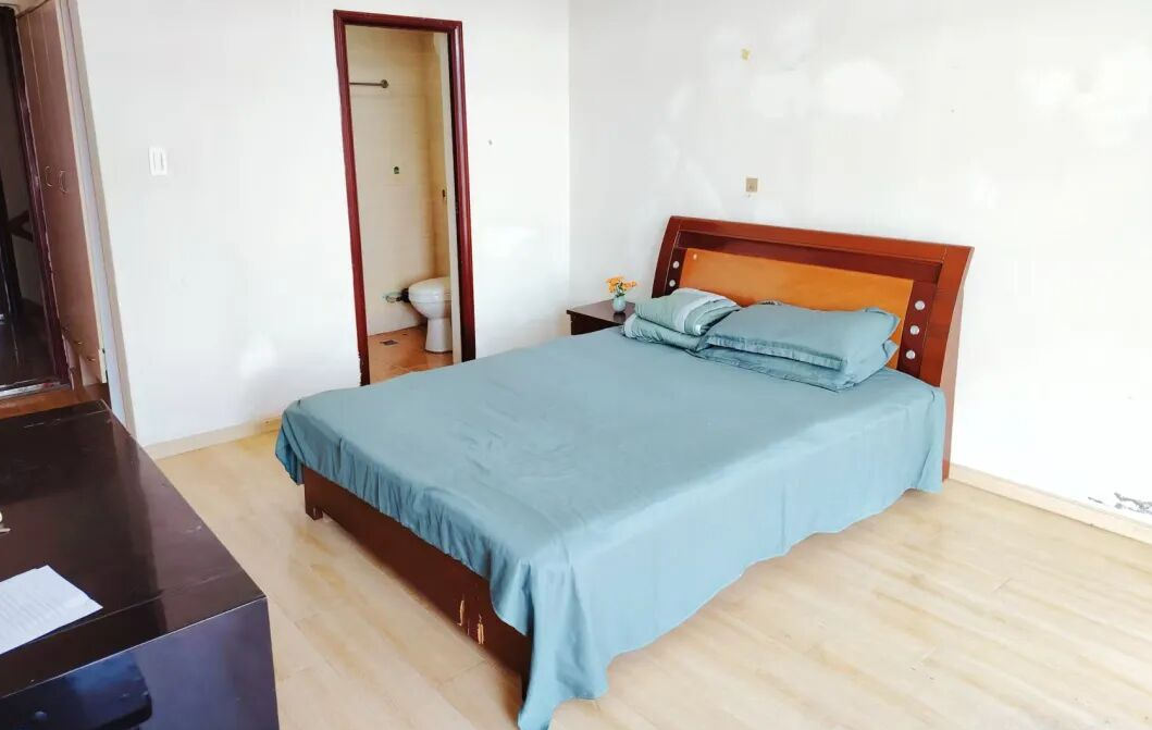 wQyEdgpZESeqq4BQ.png image.png