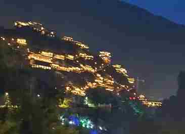 江西上饶通报：望仙谷景区明火已被扑灭 无人员伤亡