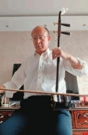 66岁王世华：从戎四十载，笔墨再“出征”