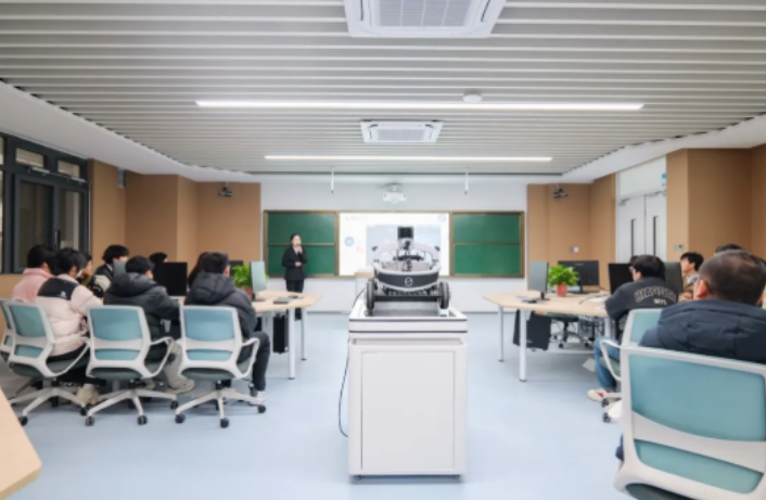 4NFqDWeOFeVdnGXv.png image.png