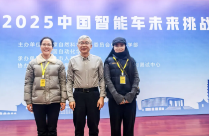 AjZa4Gilu3JzPRmK.png image.png