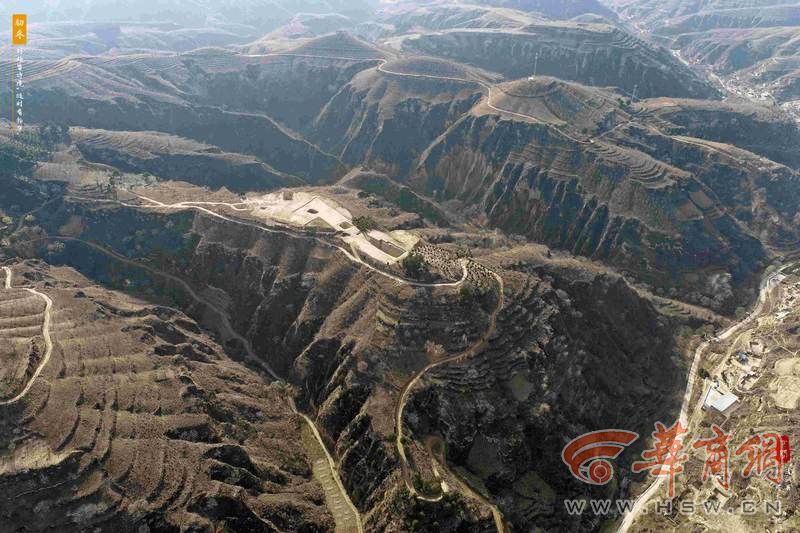 后刘家塔墓地现场.jpg 后刘家塔墓地现场.jpg