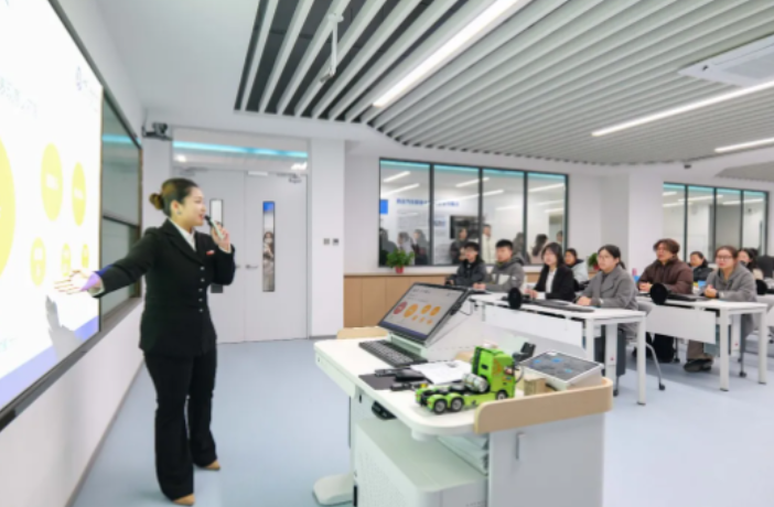 Lzt0TulAcCxvn5Q5.png image.png