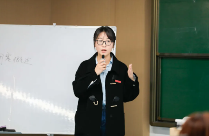 acDR1dRgB2Er6kAd.png image.png