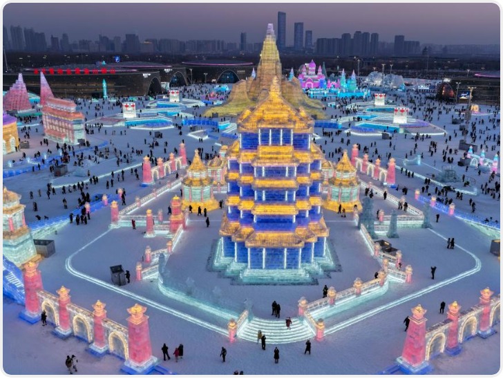 最大规模的哈尔滨冰雪大世界开园
