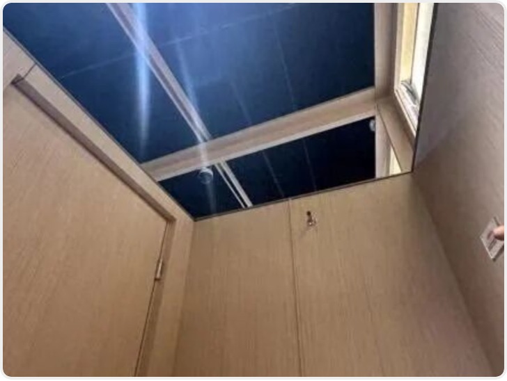 上海环球港一门店试衣间上方现摄像头！门店回应：已拆除