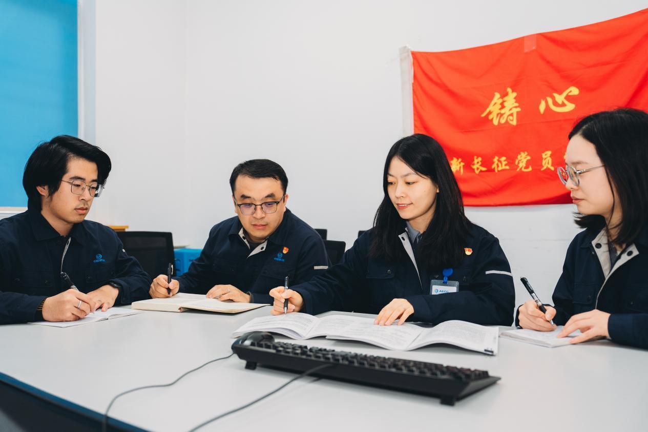 暖“心”闻：张聪 铸盾长空的巾帼先锋