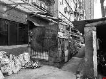 一个老旧小区的“私搭乱建”之困