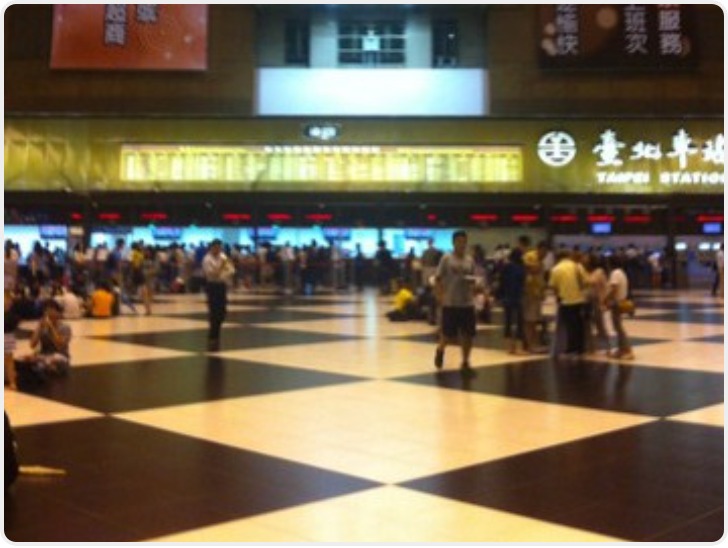 台北发生攻击事件！已致9人受伤 其中4人命危