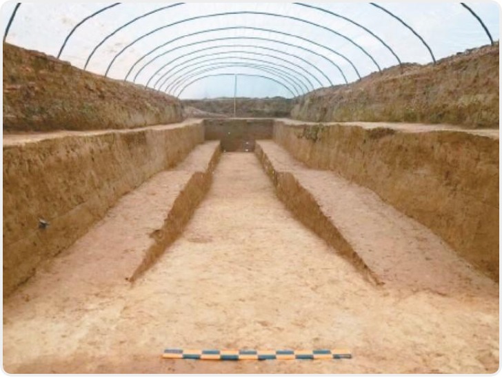 阿房宫遗址考古取得突破性进展  夯土台基营建在水“池”之上