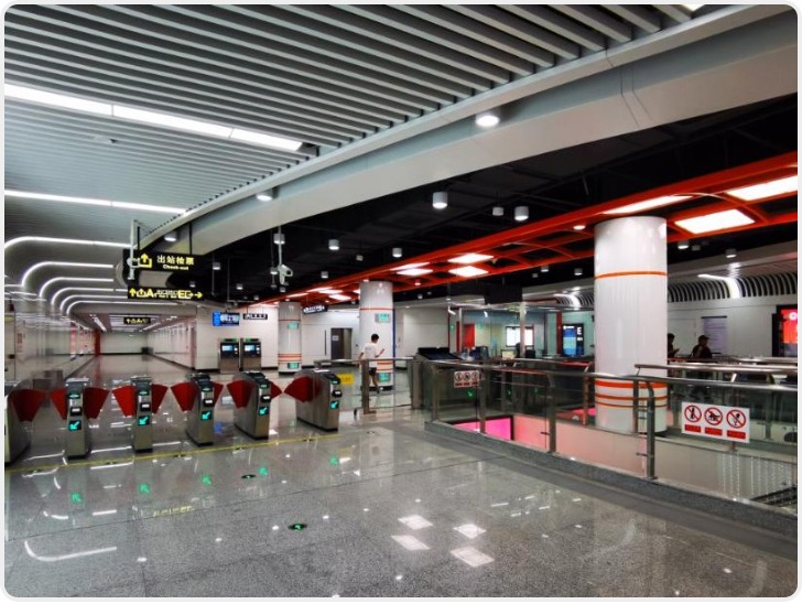 地铁支付异常300元变300万元 兰州轨道交通致歉：将退回