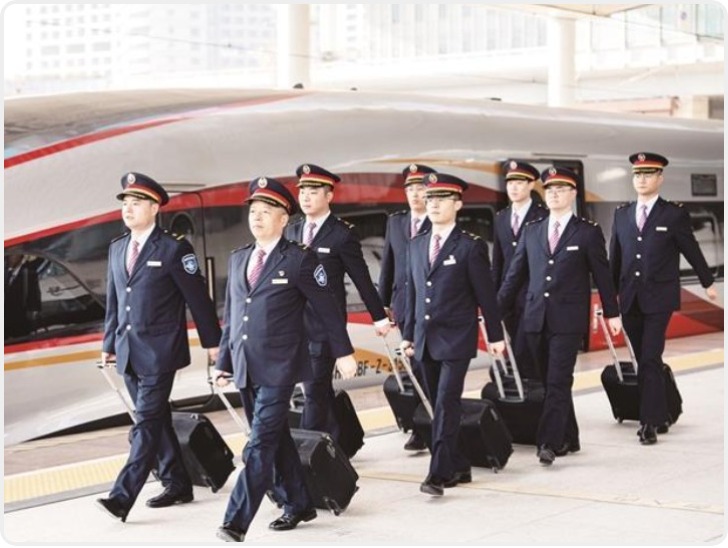 西延高铁进入开通倒计时 司机全面就位