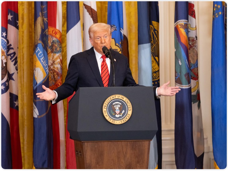 特朗普：美国还将增加航空母舰数量