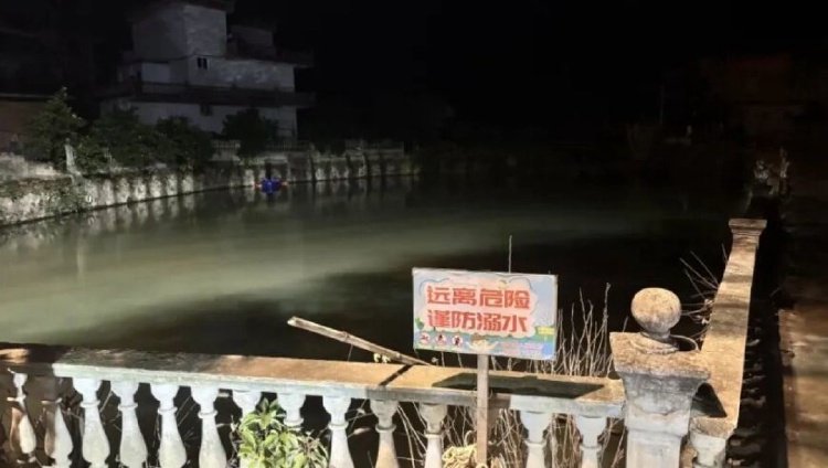 致8人死亡！江西落水事故轿车平时用来接送幼儿上学 系7座SUV