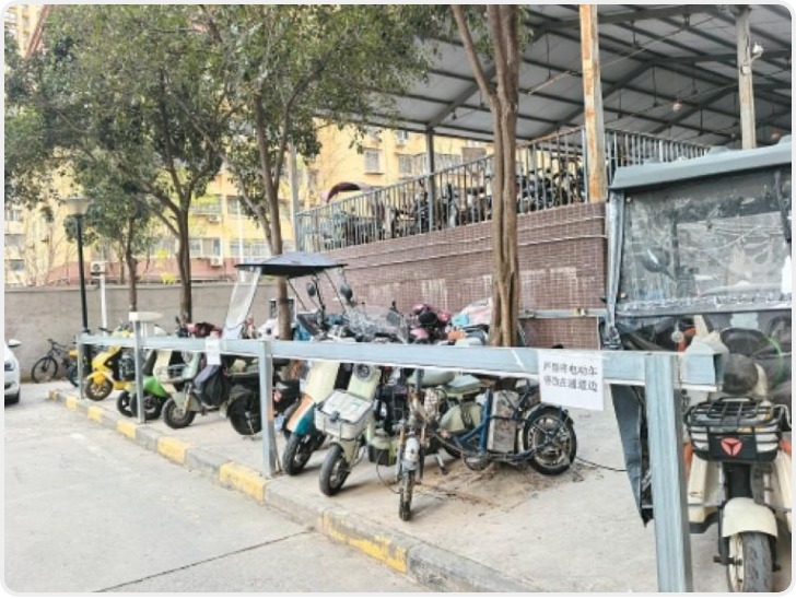 西安电动自行车充电市场暗藏“猫腻”：服务费远超电费