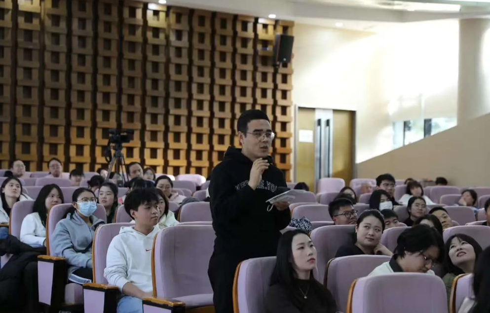 TvhnsTr8bGTtBkua.png image.png