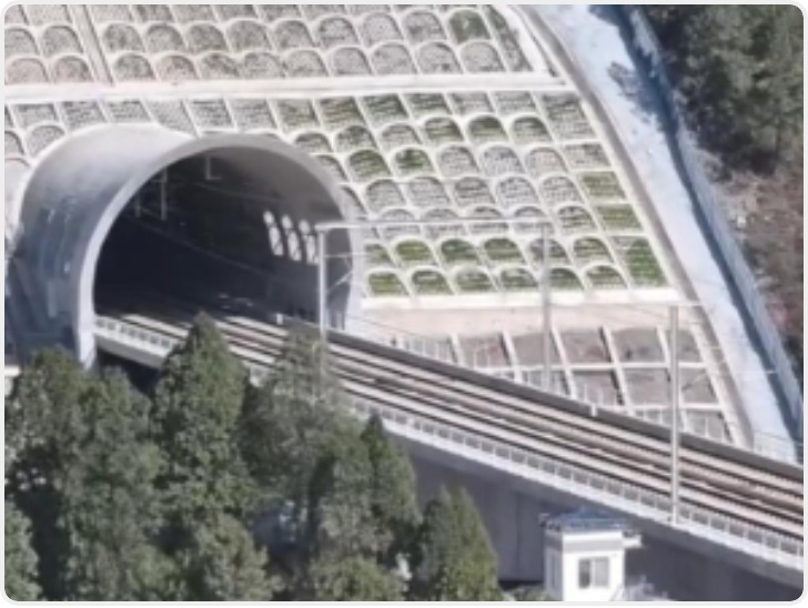 西延高铁凿隧有多难？堪比“软豆腐上打孔”