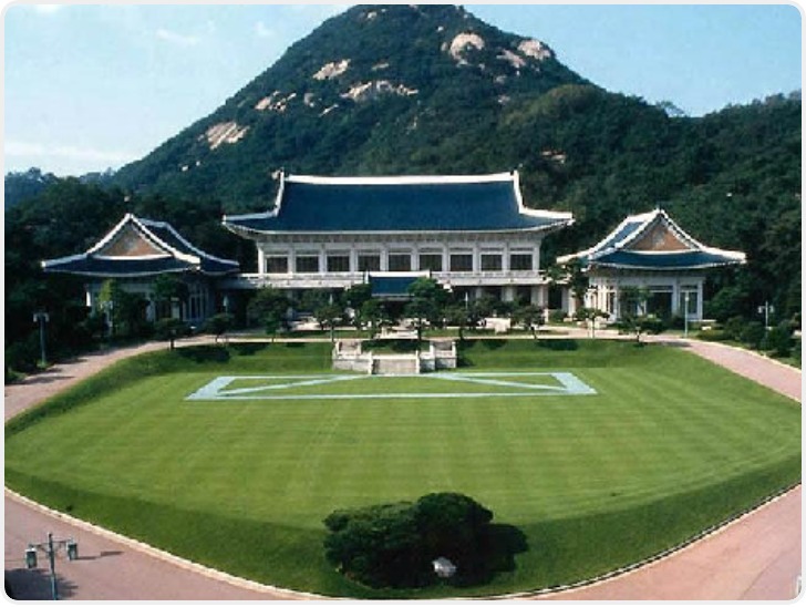 韩国总统府将于12月29日零时正式迁回青瓦台