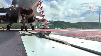 “0帧”急停!福建舰电磁弹射爆发力有多强?