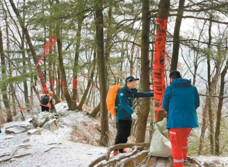 “清山”行动 长安区聚焦秦岭山区乱扔垃圾等问题启动治理行动