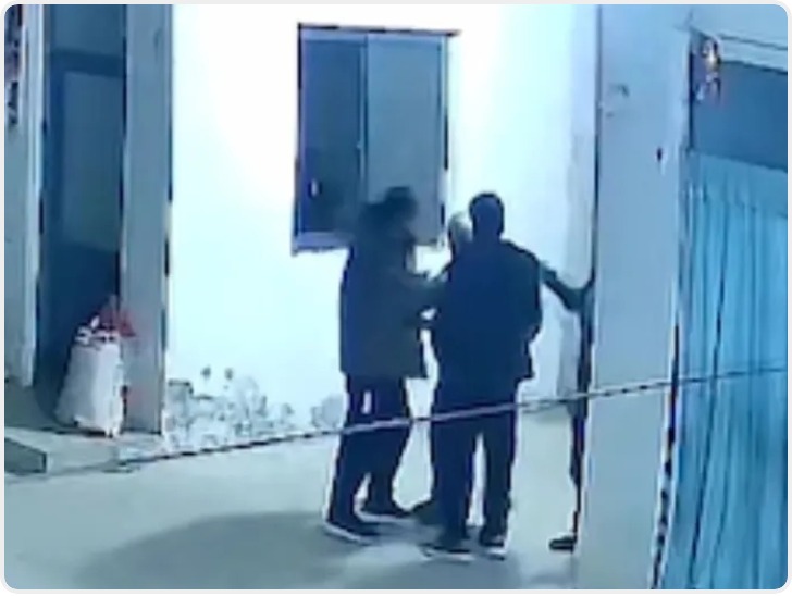 山西襄汾一包村干部酒后上门打人 官方通报：情况基本属实