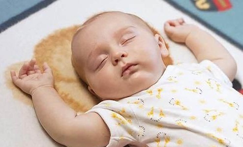 “睡觉把手举过头顶” 为什么能一觉到天亮？