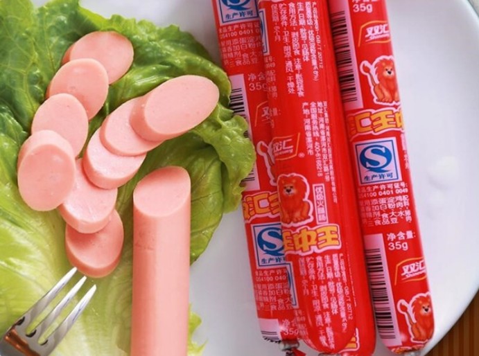 终于学会了火腿肠的正确打开方式！别再用牙咬了