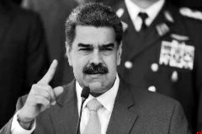 美军突袭委内瑞拉 抓走总统马杜罗及其夫人