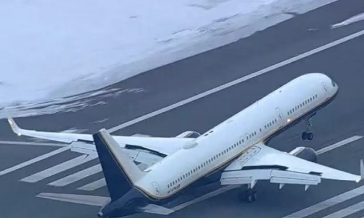 载有马杜罗的飞机抵达美国纽约 特朗普：美国将“管理”委内瑞拉