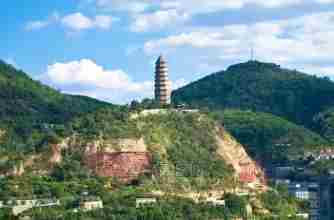 延安宝塔山景区自1月1日起面向游客免费开放