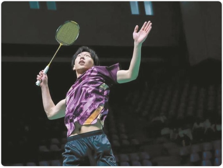 第六届“约战太白之巅”羽毛球挑战赛在宝鸡体育馆拉开战幕