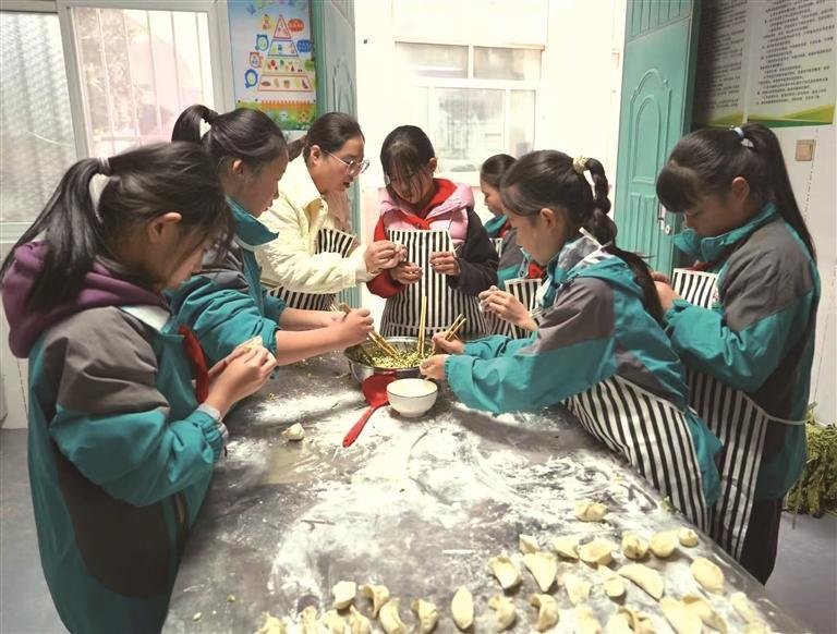 宝鸡：家校社合奏育人乐章