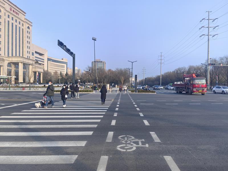 地铁沿线“微改造” 增添民生“小确幸”