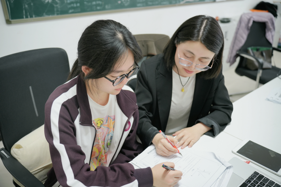 bKSGnvVYjsfxapN2.png image.png