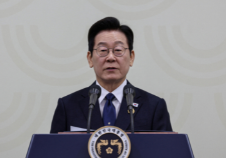 李在明访华 除了“超时长”元首外交 还释放了哪些信号？