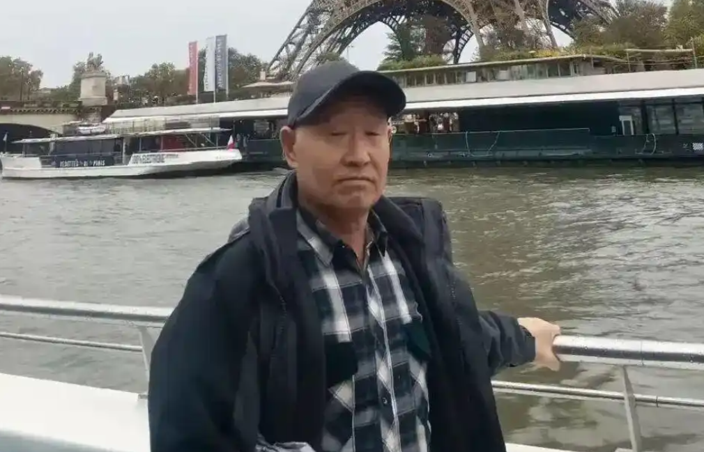 “大爷拍的素颜巴黎”火上热搜！本人回应：巴黎还是很美的