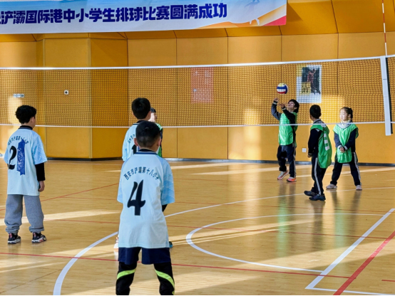 4x2JamMkzogme6U8.png image.png