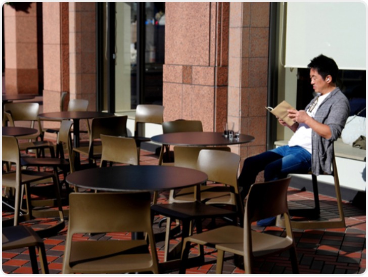 日本观光局：2025年12月中国内地访日游客数量同比大降