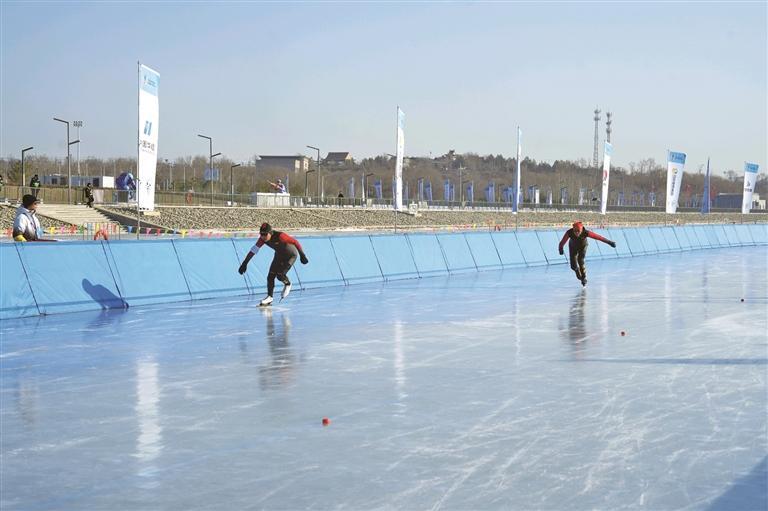 陕西省一冬会速度滑冰（群众组）比赛举行