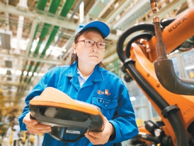 陕西两位杰出工匠入围2025年“大国工匠年度人物”